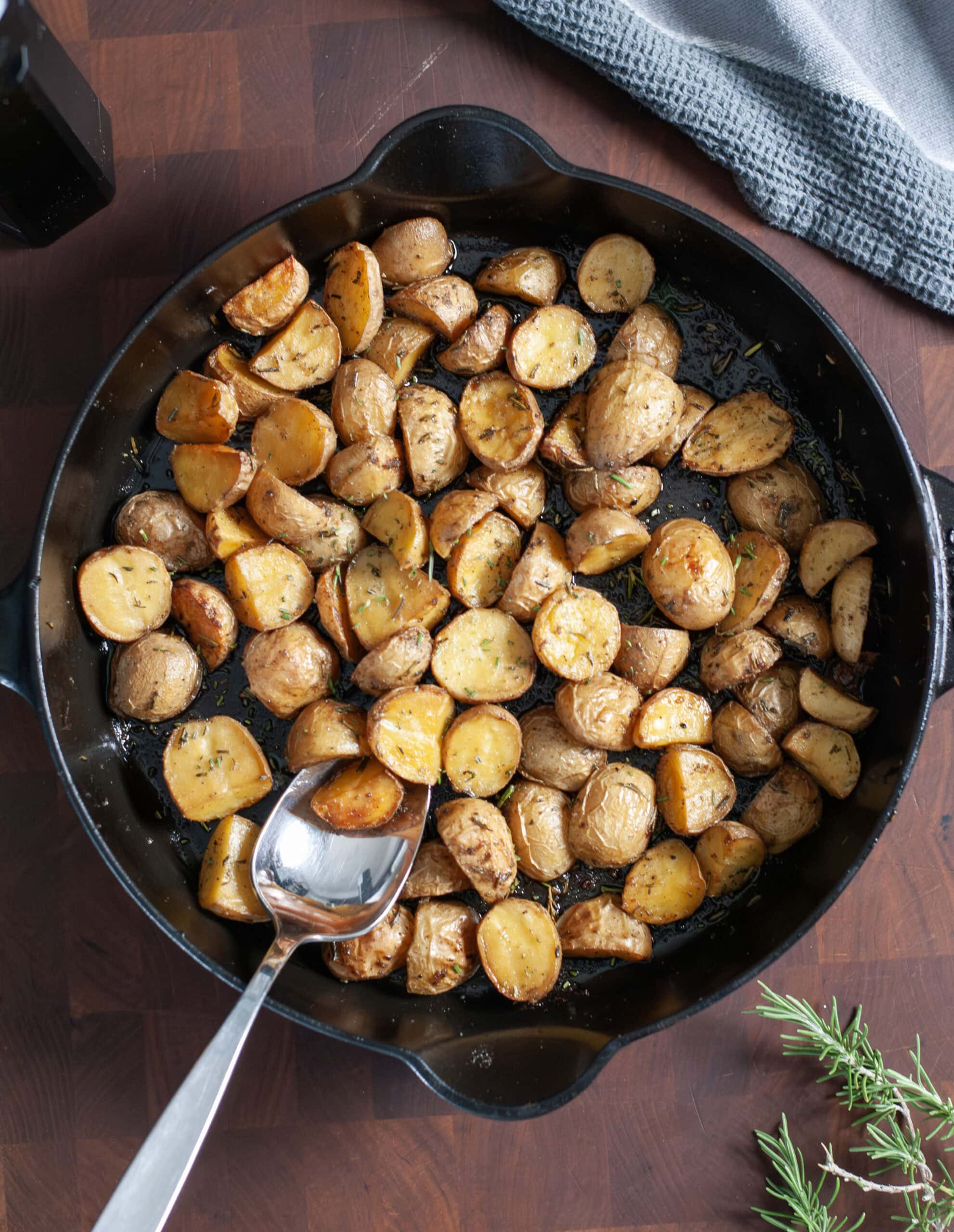 Oven Roasted Rosemary Potatoes